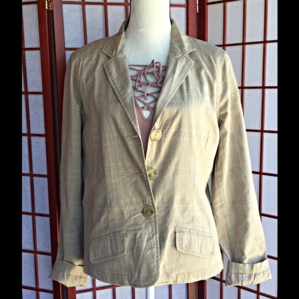 AE stretch blazer. Pale pink pin stripe. NWT