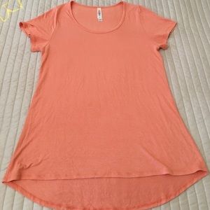 LuLaRoe Perfect T - Size S