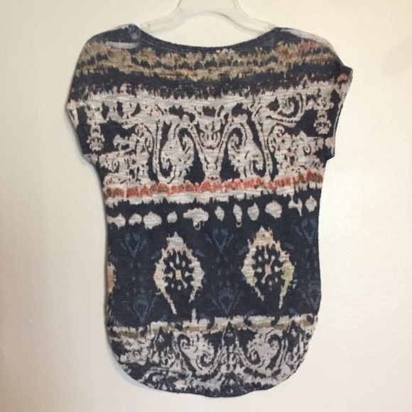 Patterned Shirt - Picture 4 of 4