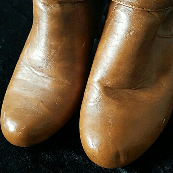 Boots - Picture 2 of 3