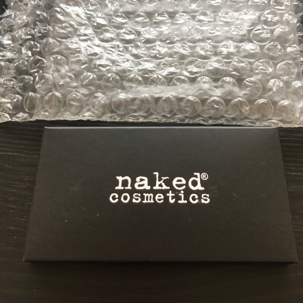Naked cosmetics rustic pallet