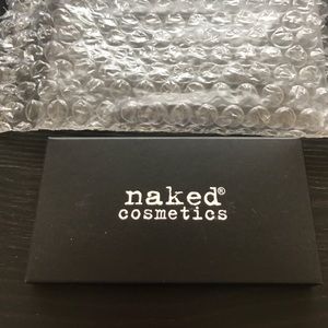 Naked cosmetics rustic pallet