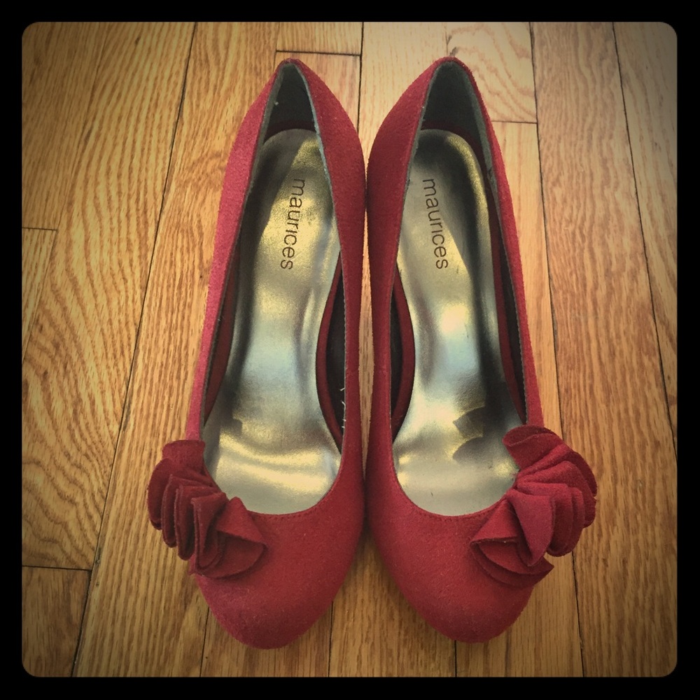 Red Pumps size 8