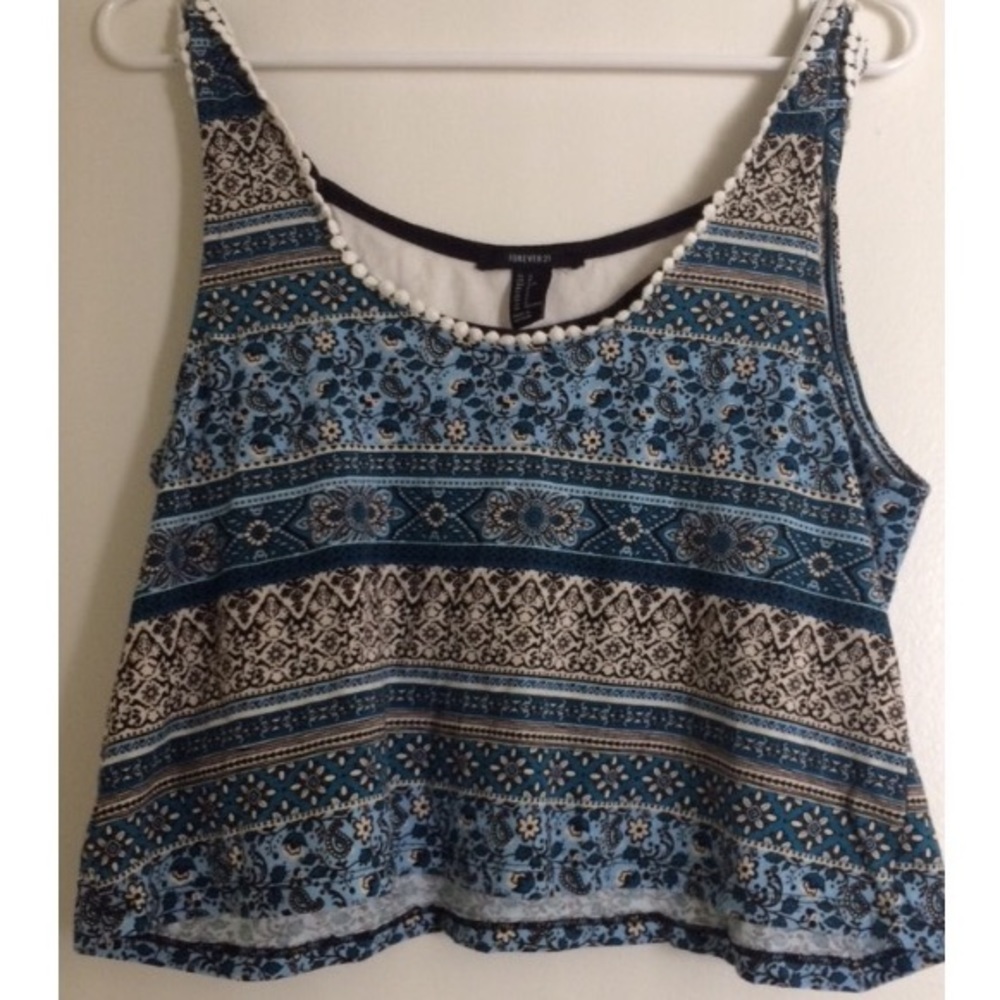 2 Crop Tops