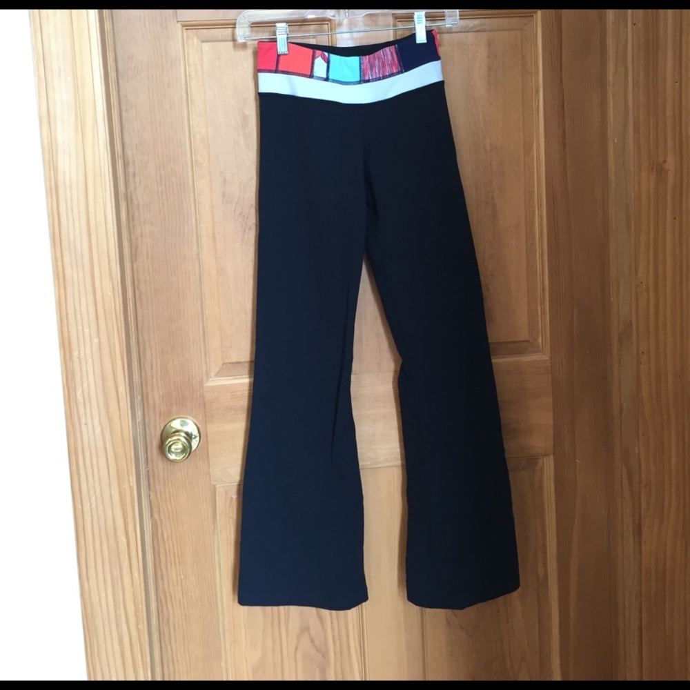 Lululemon yoga pants