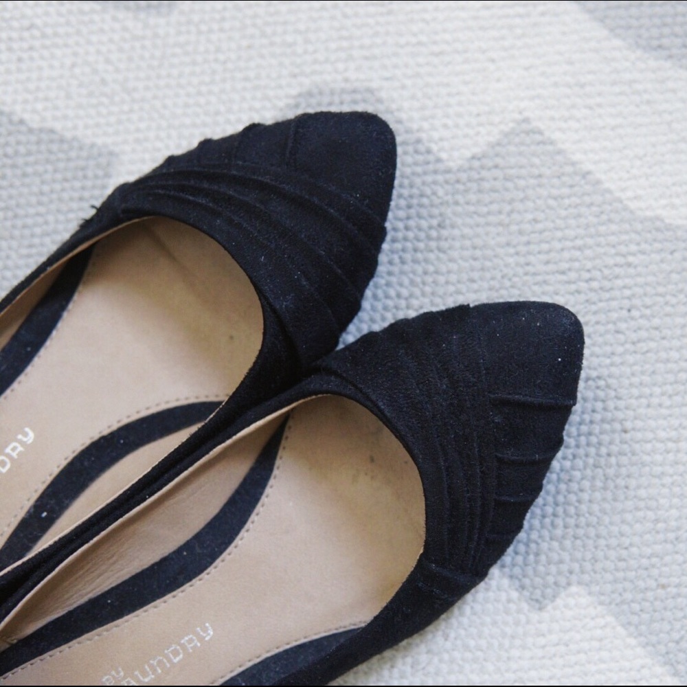 Kitty Flat with Slight Wedge