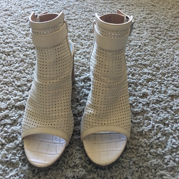 Sam Edelman Emmie Perforated Heel, worn only once! - Picture 2 of 4