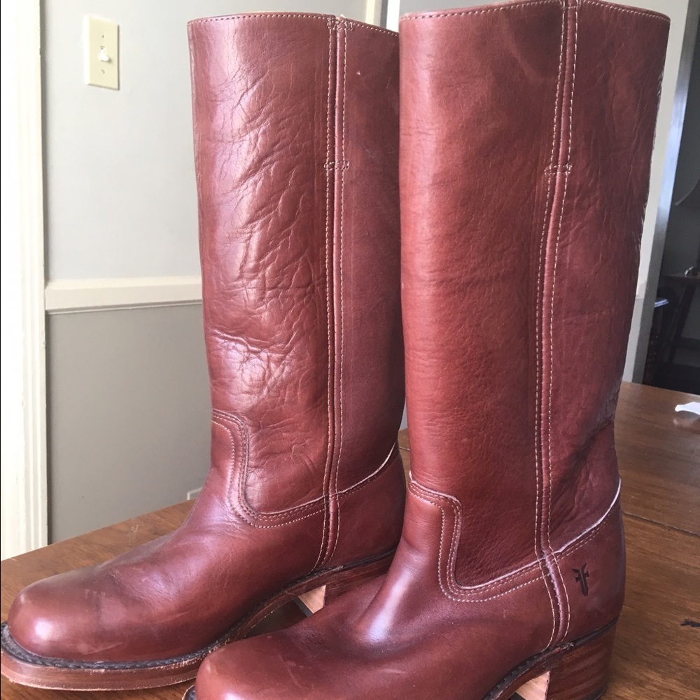Woman's Frye boots Campus 14L retail $328.