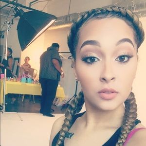 Meet your Posher, Brittany