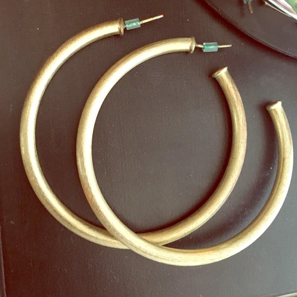 Sheila hoops