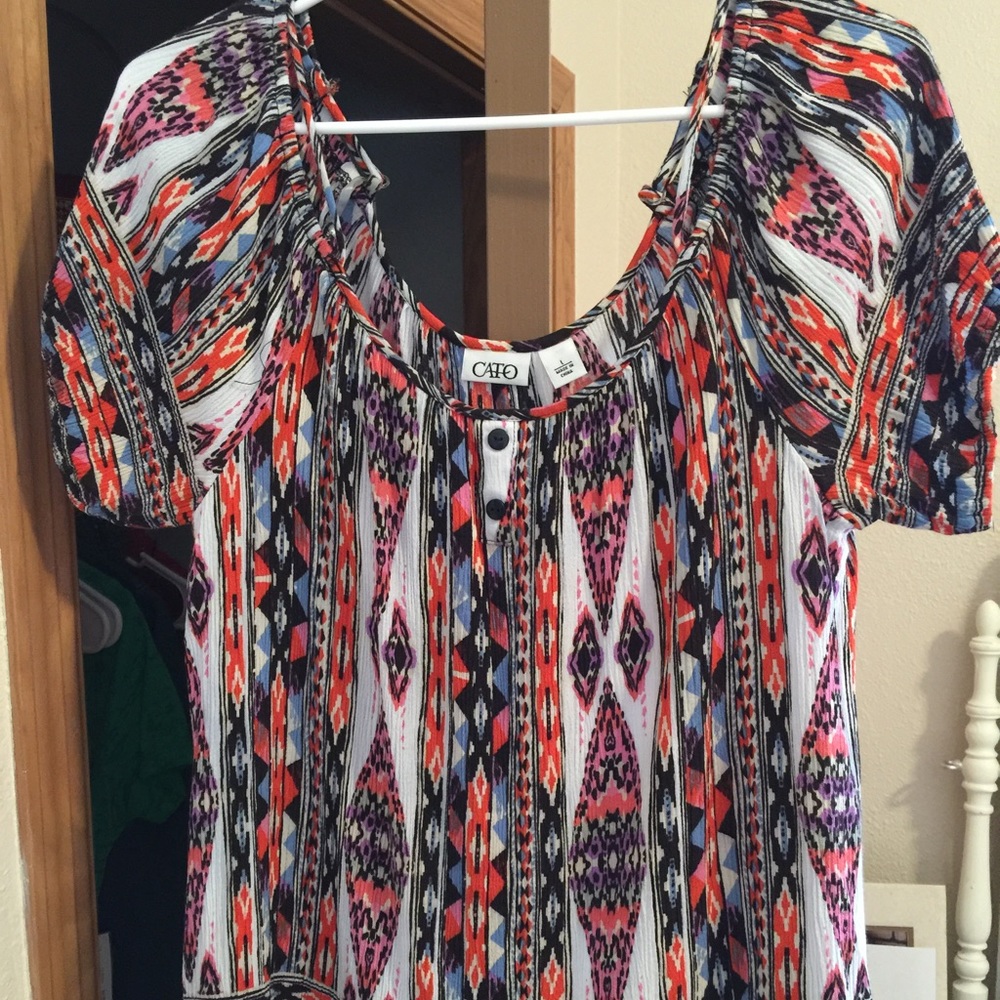 Cato Multi Color shirt with cut out shoulders