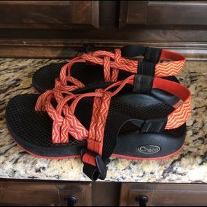 Women's Chacos!
