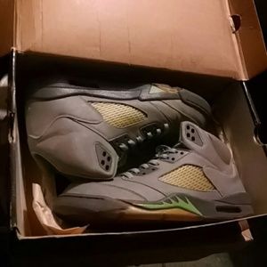 Air Jordan 5 Retro men's size 11