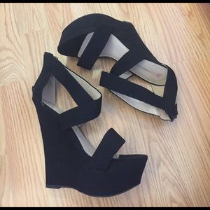 JustFab Black Wedge Heels