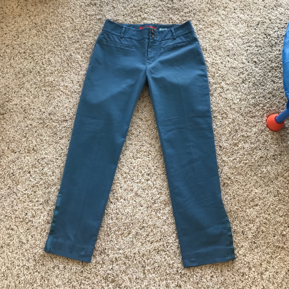 Tuxedo style capris