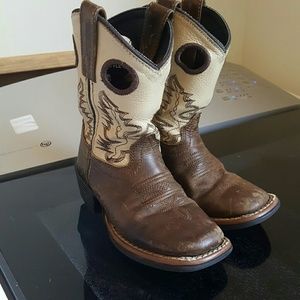 Smoky toddler boots
