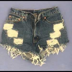 Vintage Levi's jean shorts