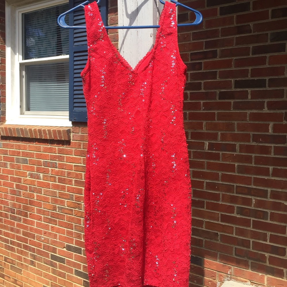 Beautiful sparkly red dress