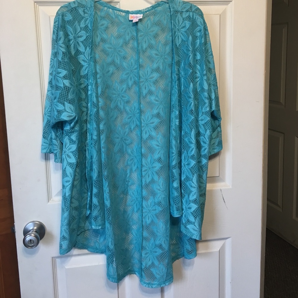 LulaRoe Lindsay Kimono
