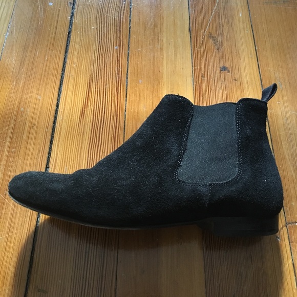 ANDRE Black Suede Ankle Booties - Picture 2 of 5
