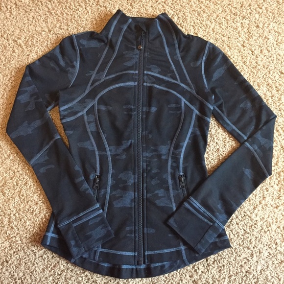 lululemon athletica Jackets & Blazers - Lululemon Camo Oil Slick Define Jacket Sz 4
