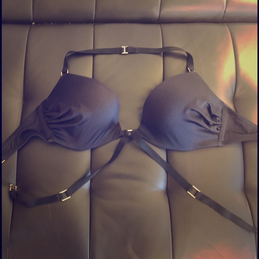 Black crossing Victoria secret swim top