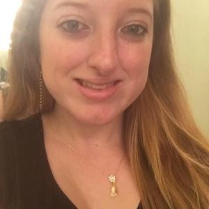 Meet your Posher, Catherine