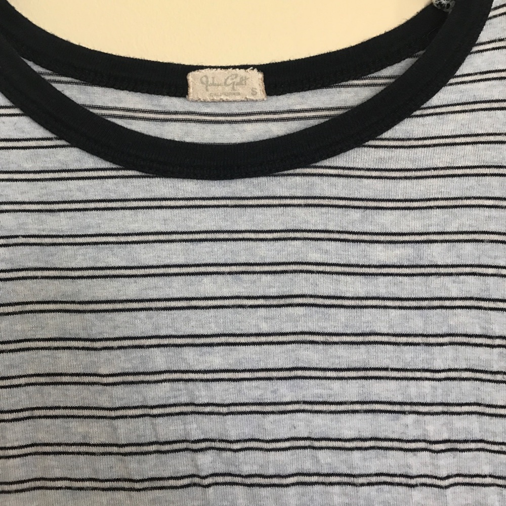 Loose tee - Picture 2 of 2