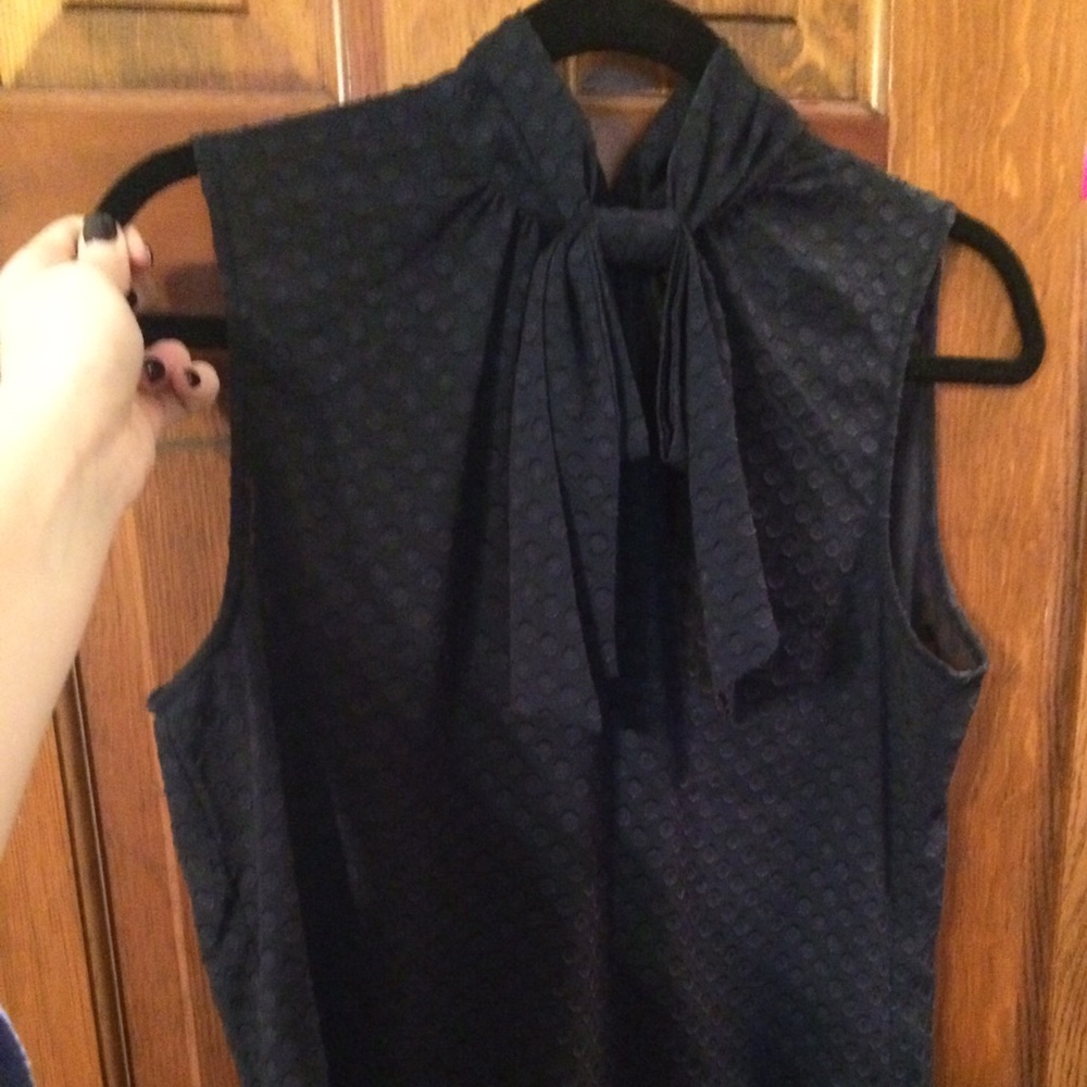 Navy textured bow-blouse