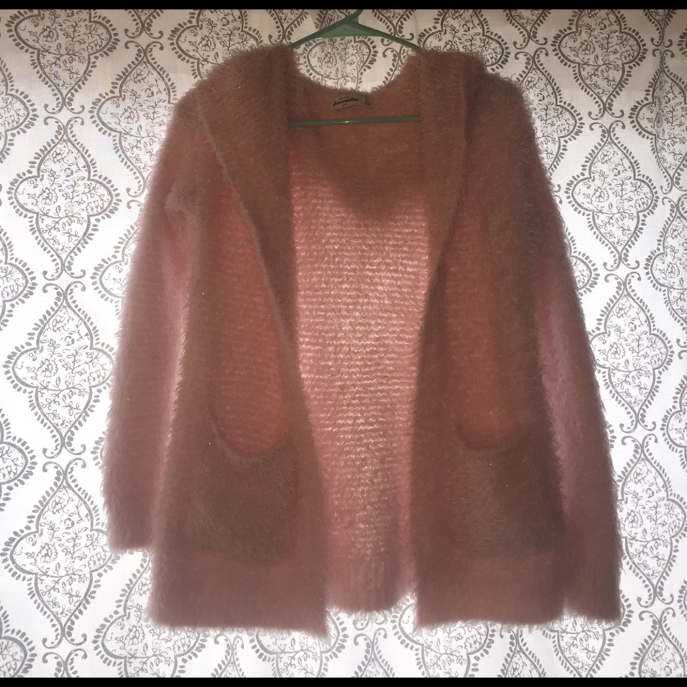 Sweater/Cardigan