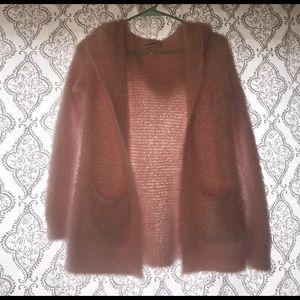 Sweater/Cardigan