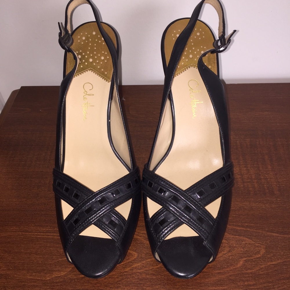 FLASH SALE!!  Cole Haan Heels