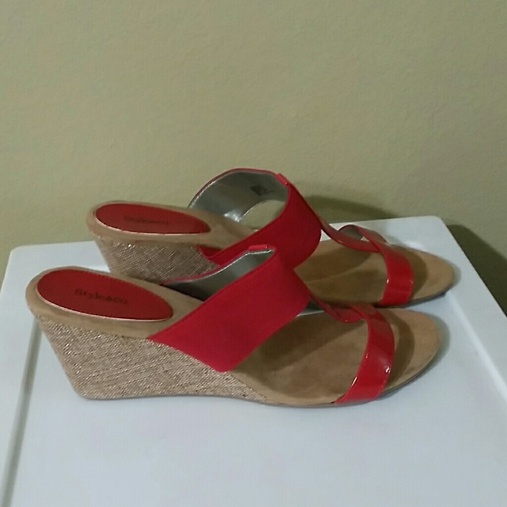 Never worn red sandals