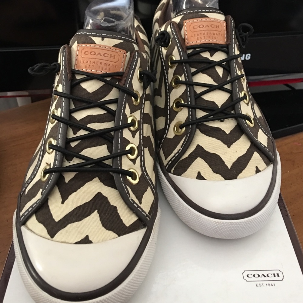 COACH Barrett Zebra