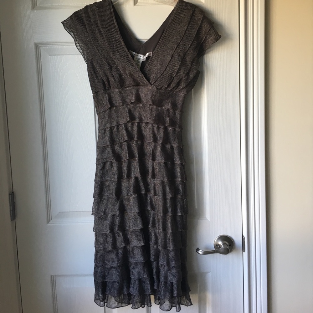 👗Max Studio XS Gun Metal Layered Ruffle Dress👡 - Picture 4 of 9