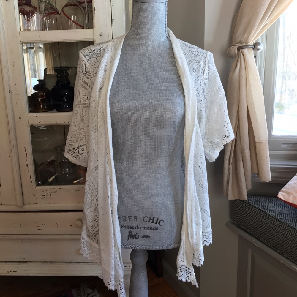 Thin Hollister White Shawl