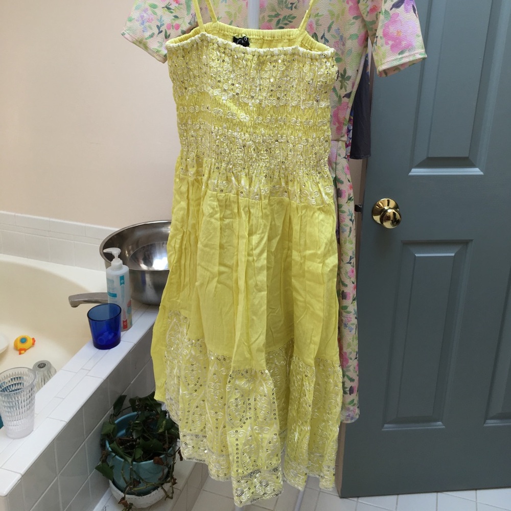 Super cute yellow dress free size