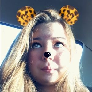 Meet your Posher, Carly