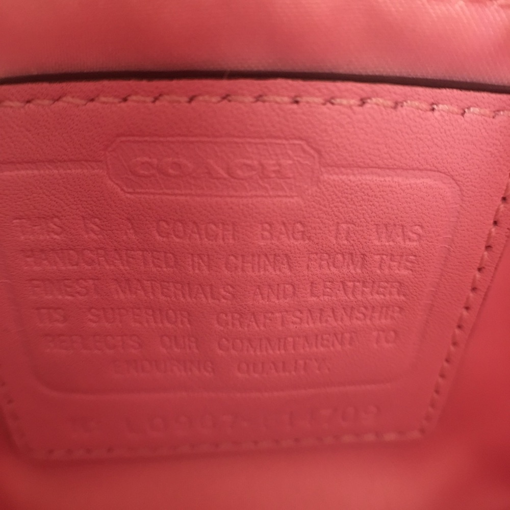 Coach Bag - Picture 2 of 4