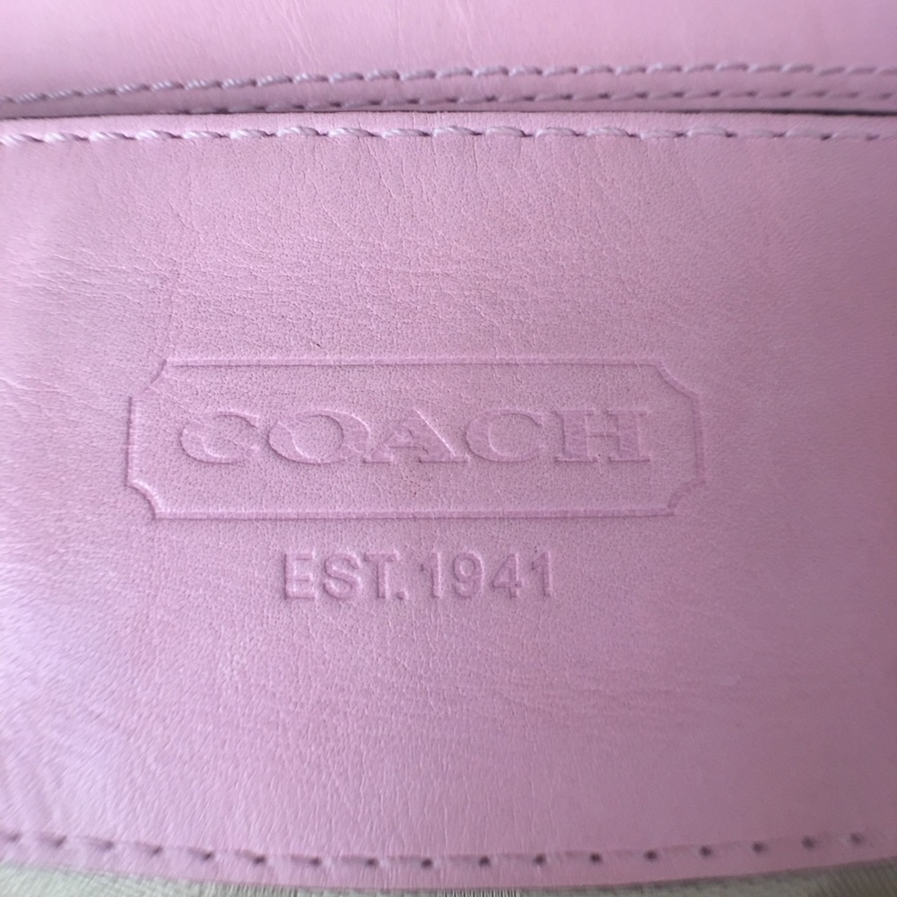 Coach Bag - Picture 3 of 4
