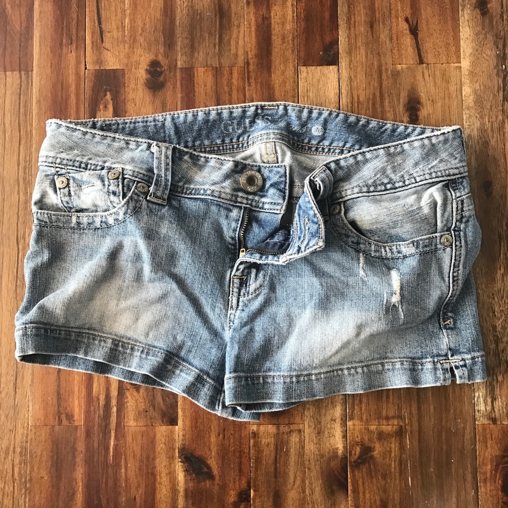 Guess Jean shorts light wash