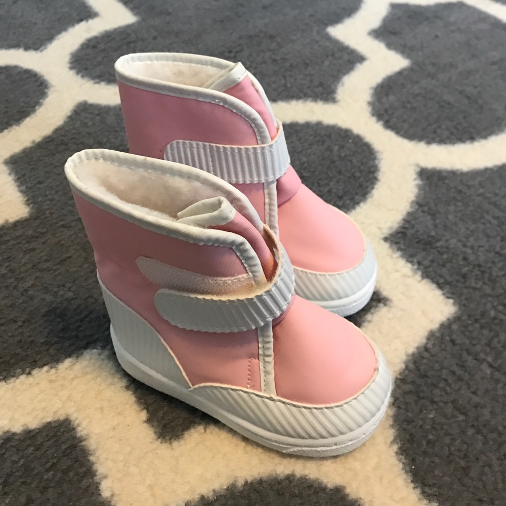 NWOT infant pink boots