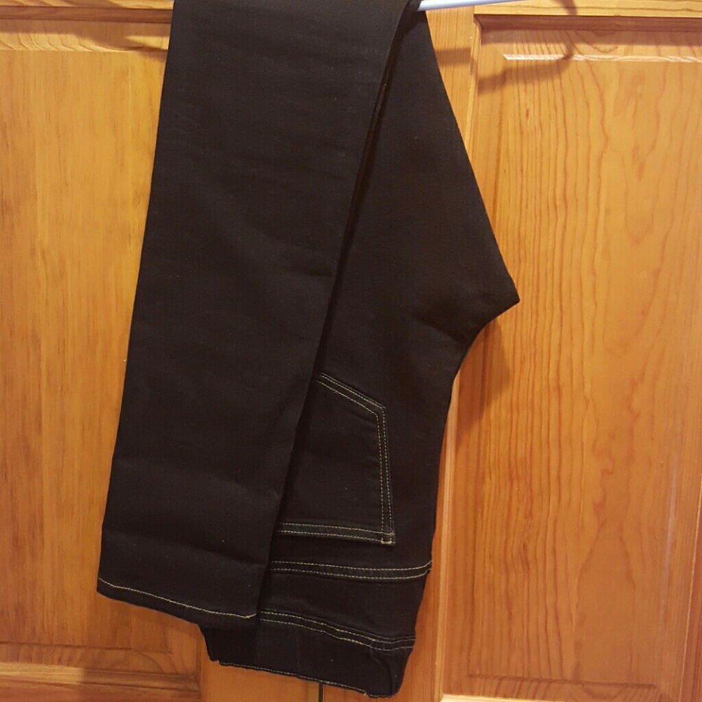 Black pull on Jean jegging