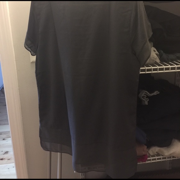 Lightweight. Steel grey. Mixed material tee - Picture 3 of 3