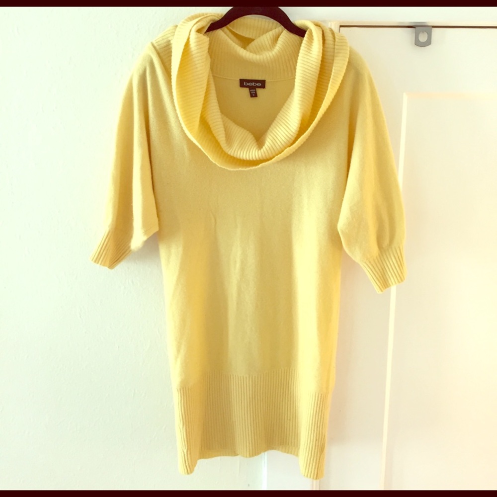 100% cashmere yellow tunic Bebe sweater.