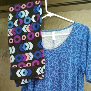 Lularoe Medium Perfect T