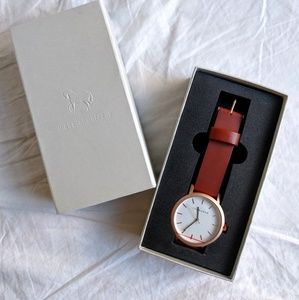 The HORSE Watch -Walnut Leather/ Brushed Rose Gold