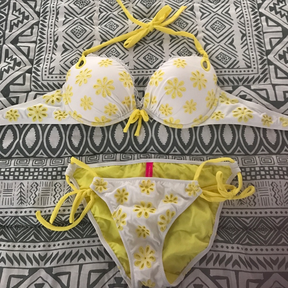 Victoria's Secret bikini