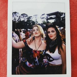 Meet your Poshers, Anna & Shelby