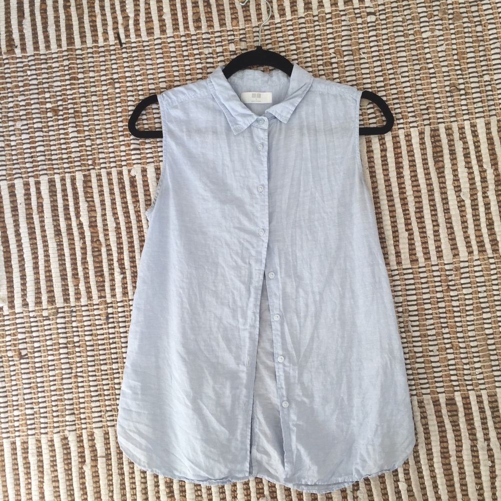 Uniqlo Light Blue Linen Sleeveless Top